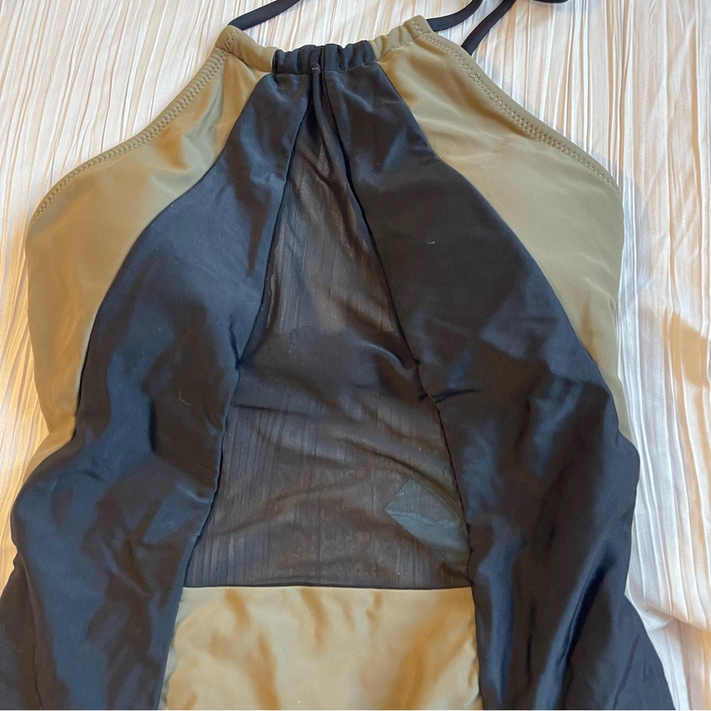 Cupshe Olive Green and Black One-Piece Swimsuit - Picture 6 of 12